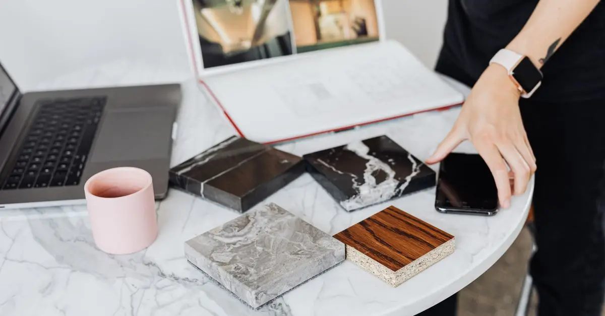 Comment bien choisir votre peinture sur mesure : Guide complet